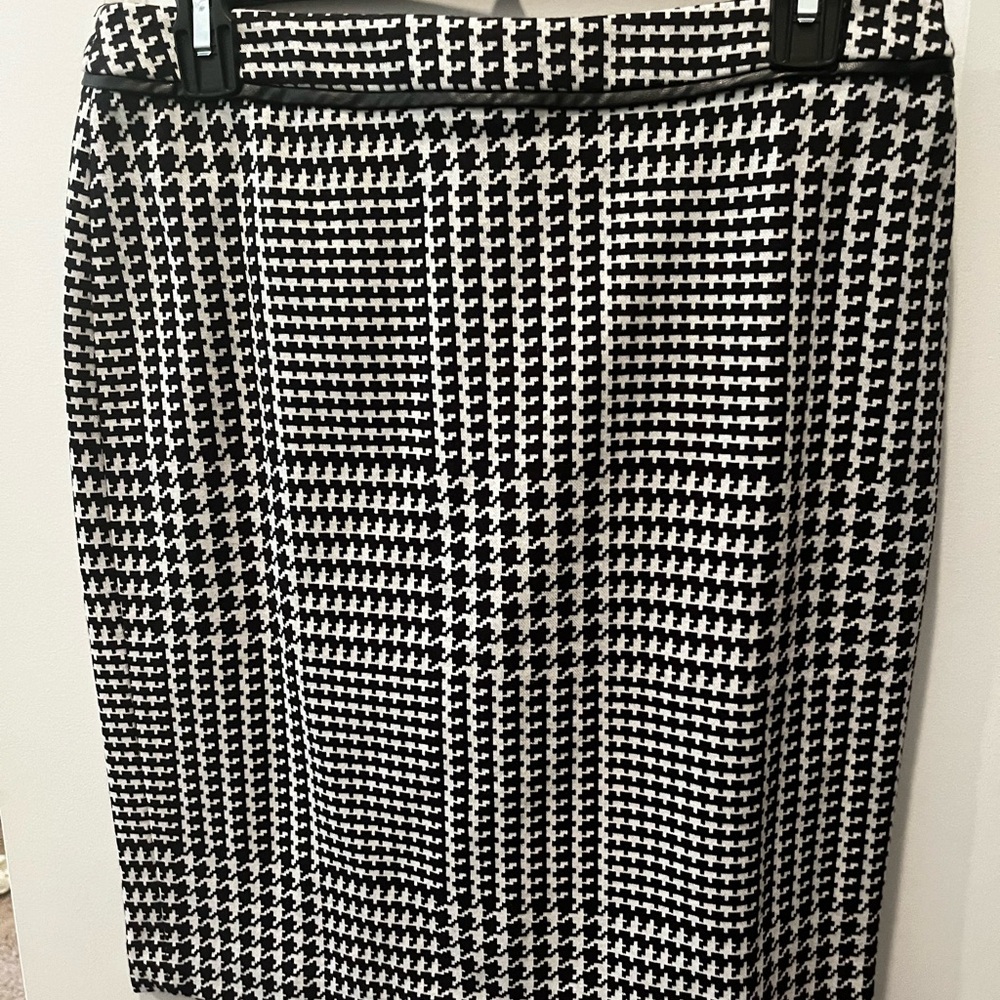 Super cute and stylish skirt!  NWT